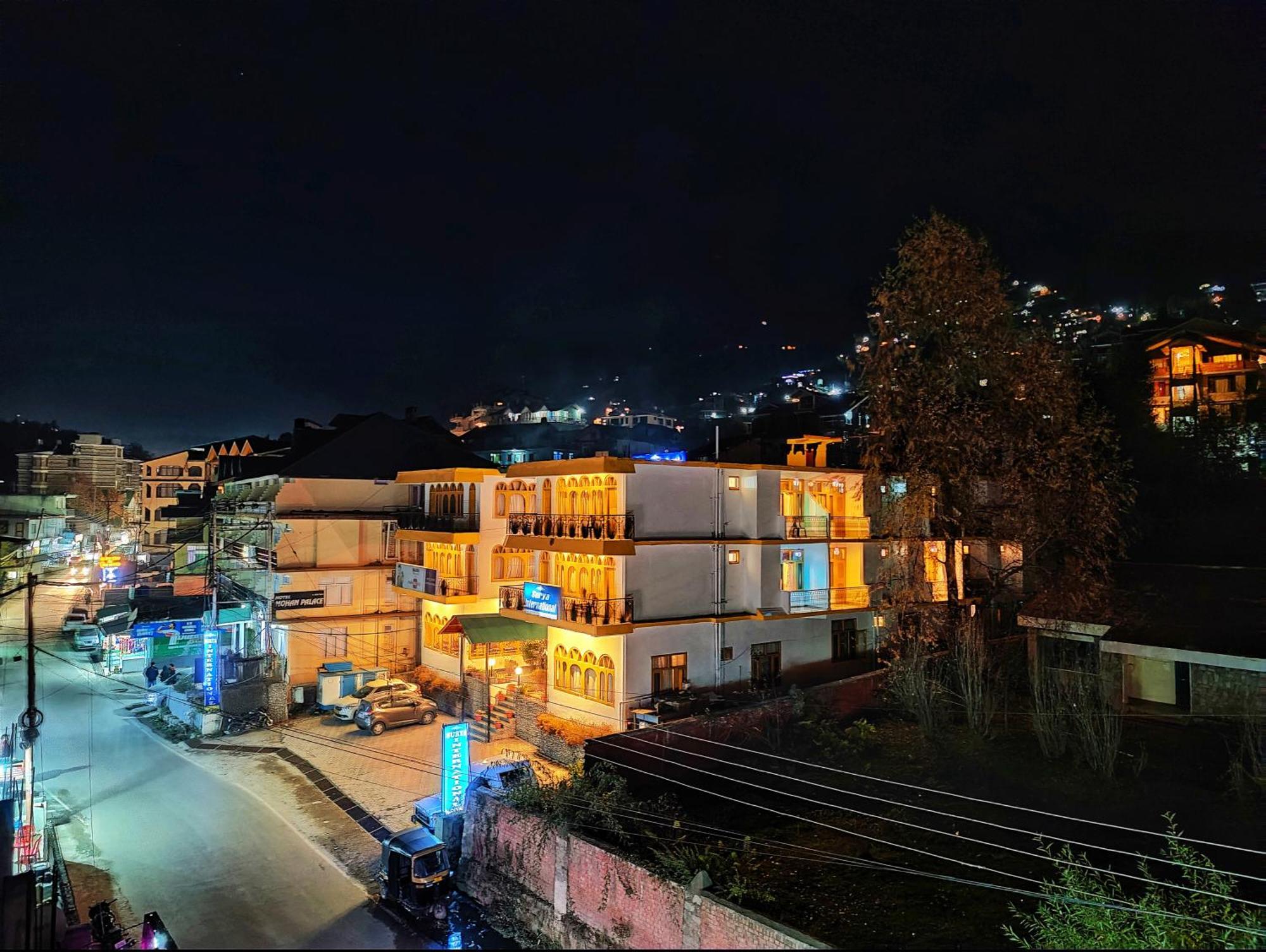 Surya International Hotel Manali Near Mall Road Ngoại thất bức ảnh