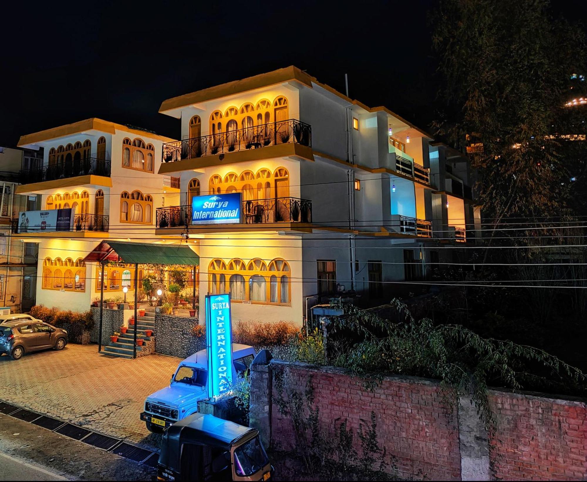 Surya International Hotel Manali Near Mall Road Ngoại thất bức ảnh